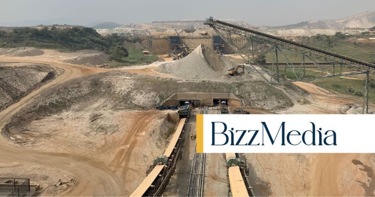 Bizz Media RDC - Kibali Gold, 3e plus grande mine d’or d’Afrique, booste l’économie de la RDC avec plus de 700 000 onces d’or par an et des retombées locales majeures.